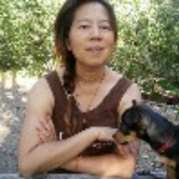 Meet your Posher, Lisa - Picture 1 of 1